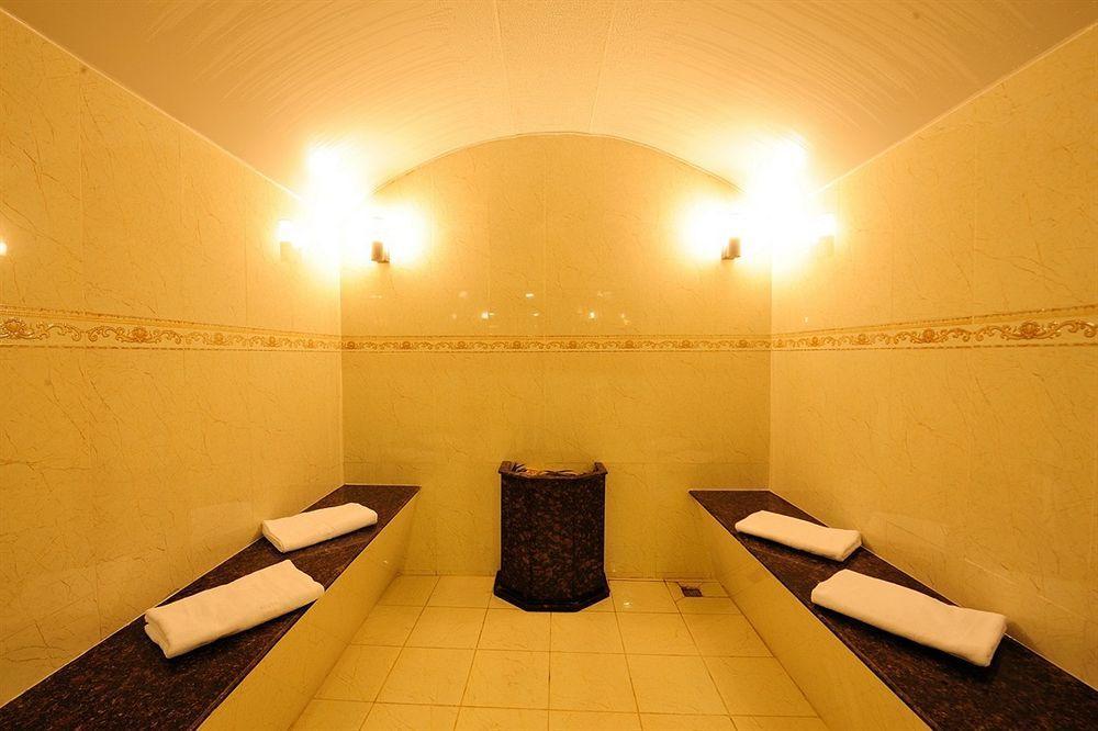 הו צ'י מין סיטי Cosmopolitan Hotel מראה חיצוני תמונה