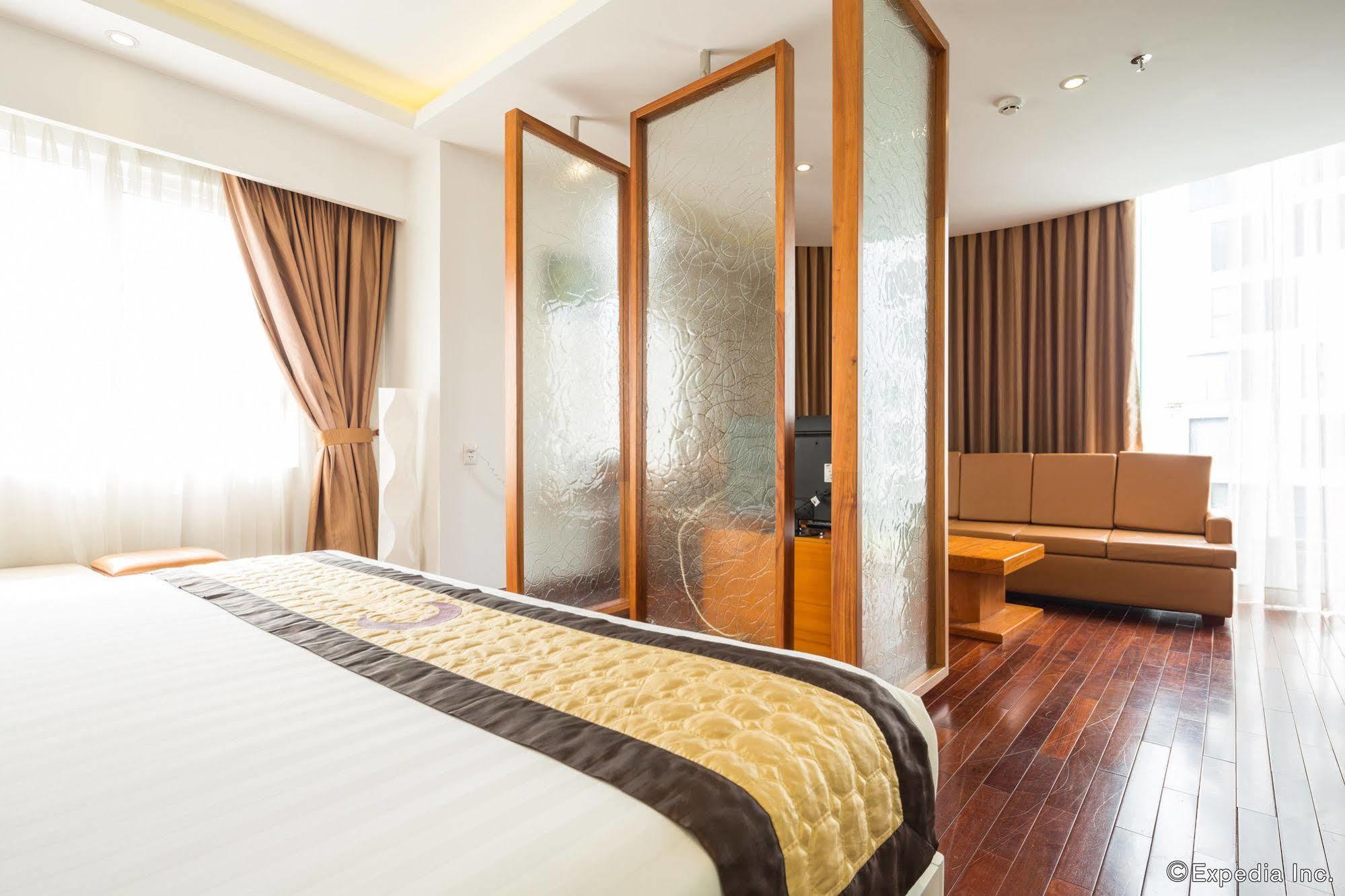הו צ'י מין סיטי Cosmopolitan Hotel מראה חיצוני תמונה